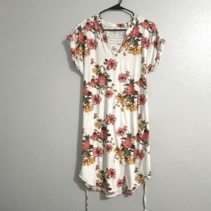 Bobby & Brooks Floral Dress Size L